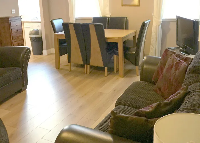 Edinburgh Aparthotel מלון דירות 4*