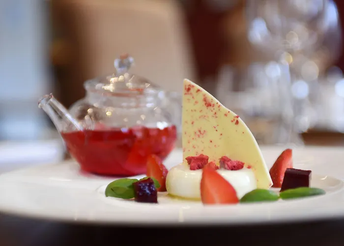 Hill Place Hotel 4*