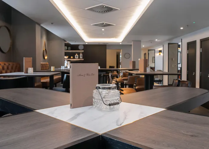 Hill Place Hotel 4*