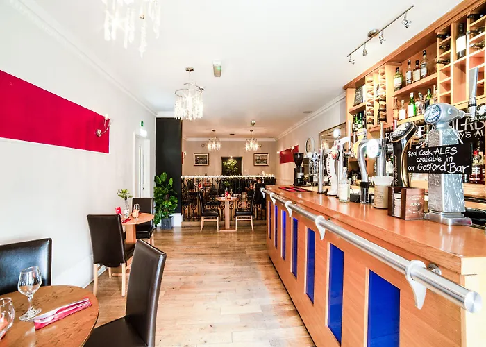 بيت شباب Victoria Park House *