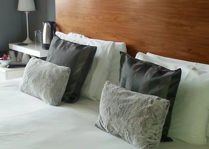 Townhouse 3*