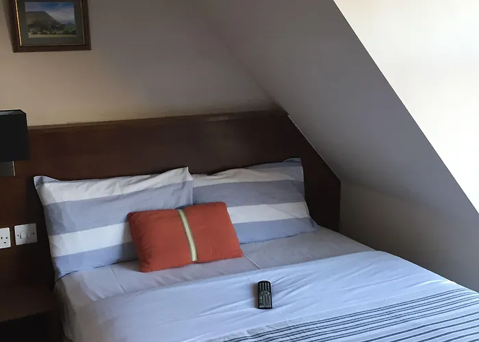 Cambridge House 3* エディンバラ