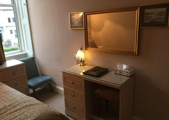 Allison House 16 Affittacamere 4*