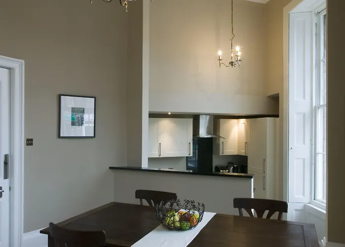 Haddington Place Apartment *