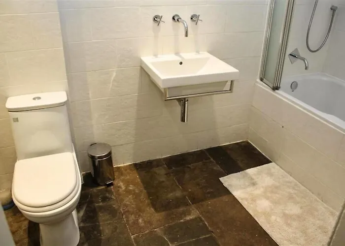 Haddington Place Apartment