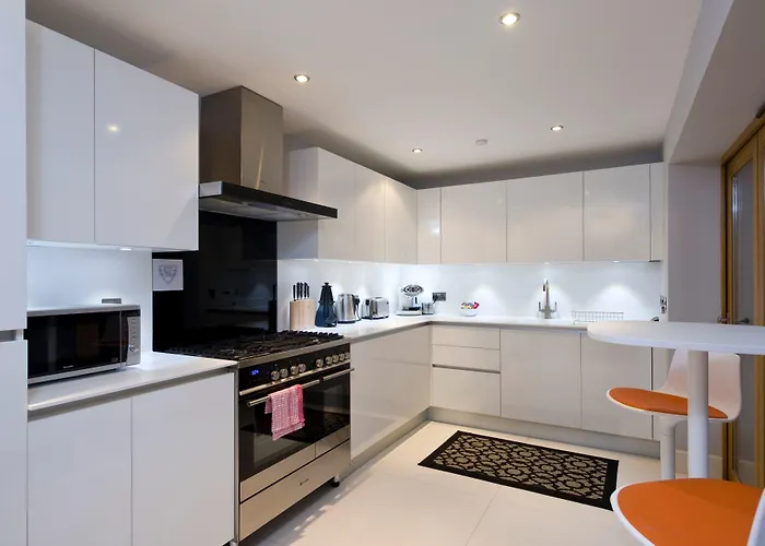 Destiny Scotland - Q-residence *