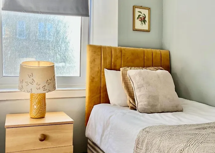 Marvellous Meadows 1 * Edinburgh