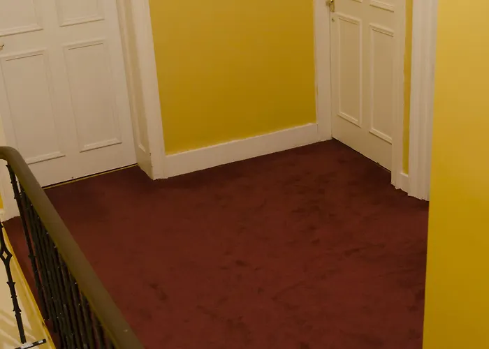 16 Pilrig Bed & Breakfast Edinburg