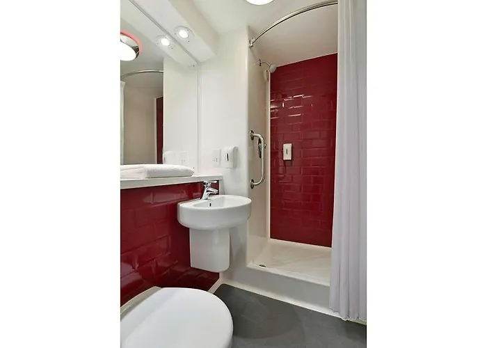 Travelodge Haymarket ホテル