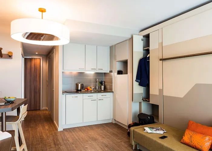 Adagio Royal Mile 4* Edimburgo