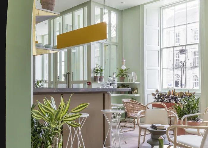 Hotel Eden Locke 4*