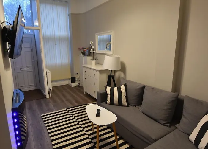 Slateford House Ground Floor Main Door *