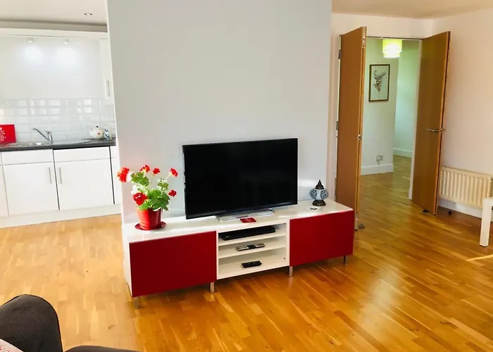 Remarkable 2 Bed In
