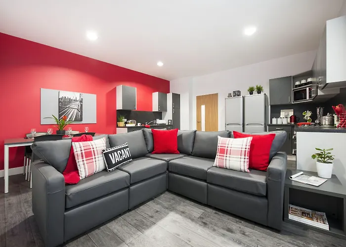 Yugo Explore - Arran House 3*