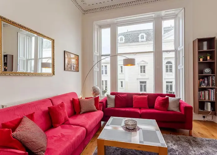 Apartment Great Location! 2bd,2 Bath In Centre Of