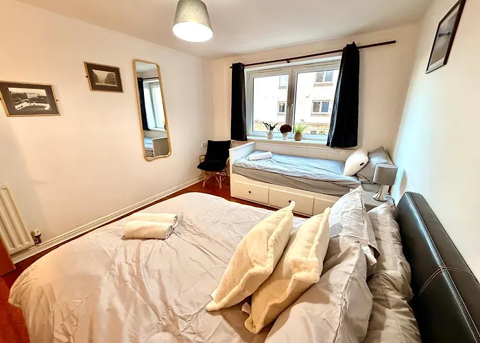 Pilrig - Fast Wifi And Parking Available Apartment *