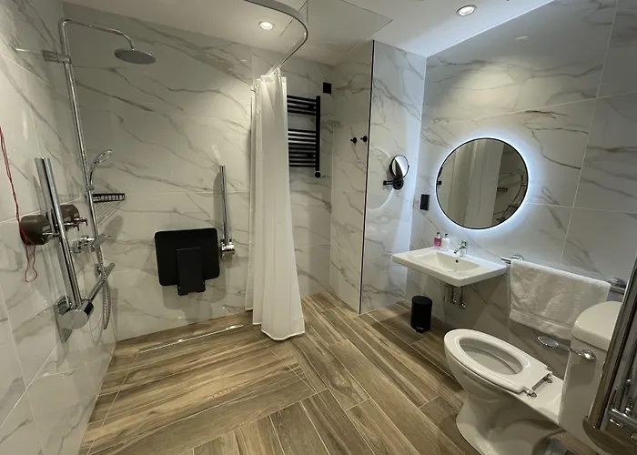 Hotel Tynecastle Park 4*