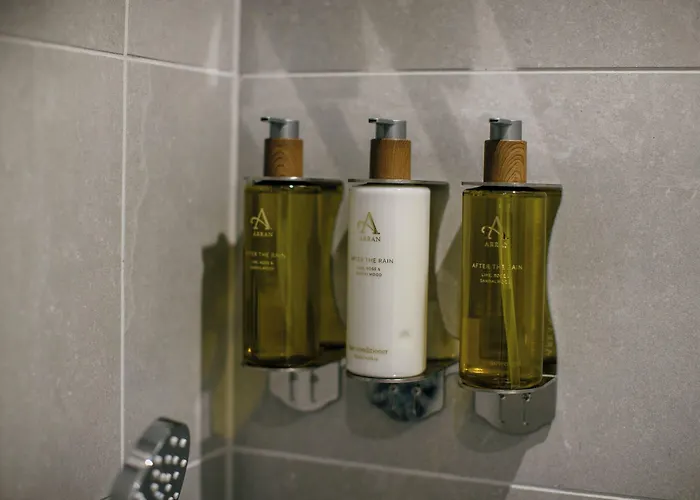 Hotel apartamentowy 33 Castle Terrace 4*
