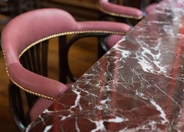 House Of Gods Royal Mile Edimburgo