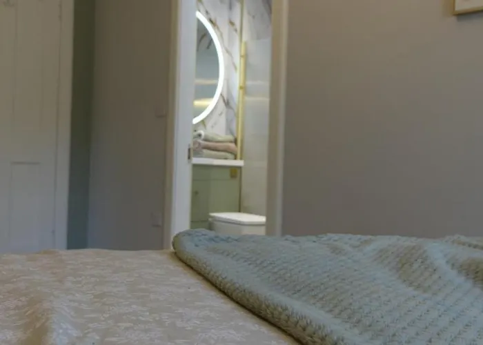 One - New To Market Apartment