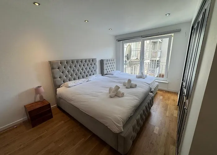 Albions Corner 6 Guests 5 Beds Free Parking *