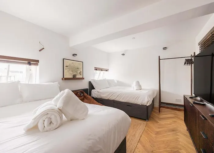 Leith Hospital - A Boutique Family Let In Leith * Edinburgh