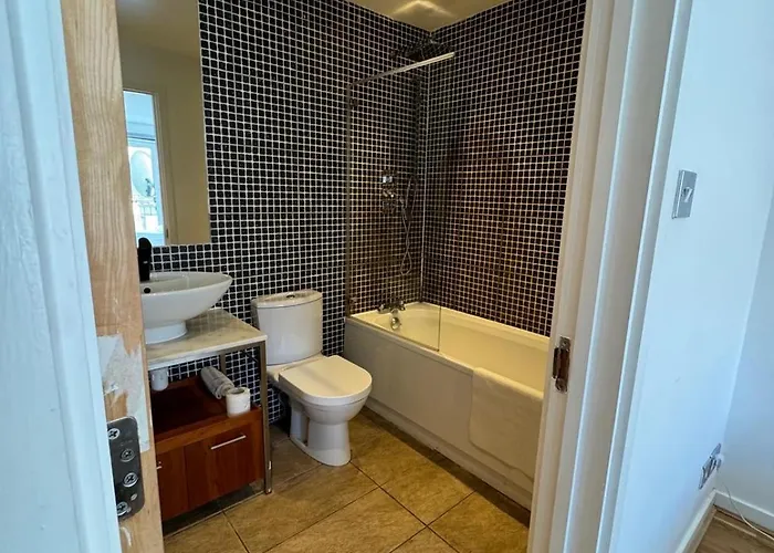 Albions Corner 6 Guests 5 Beds Free Parking Daire Edinburgh