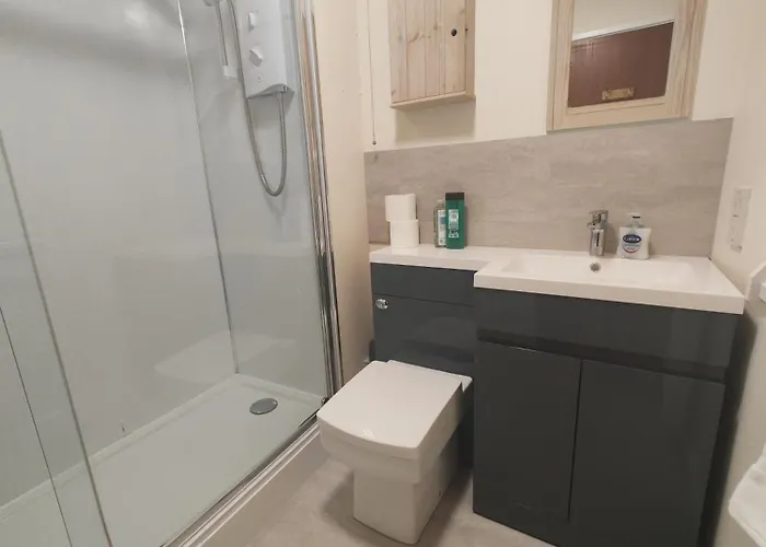 דירה Free Parking Urban 2br אדינבורו