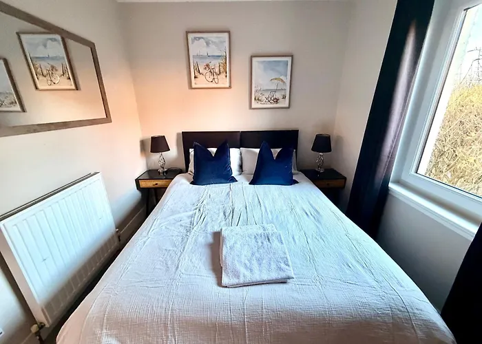 South Gyle House - Superfast Wifi And Free Parking - 7 Minutes From Airport * Edinburgh