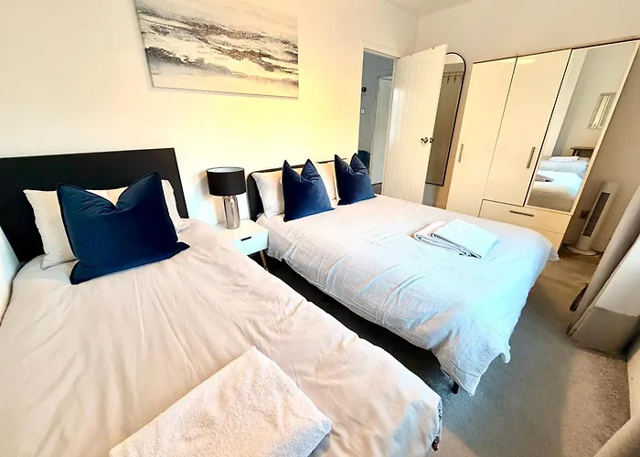 Nyaraló South Gyle House - Superfast Wifi And Free Parking - 7 Minutes From Airport Edinburgh