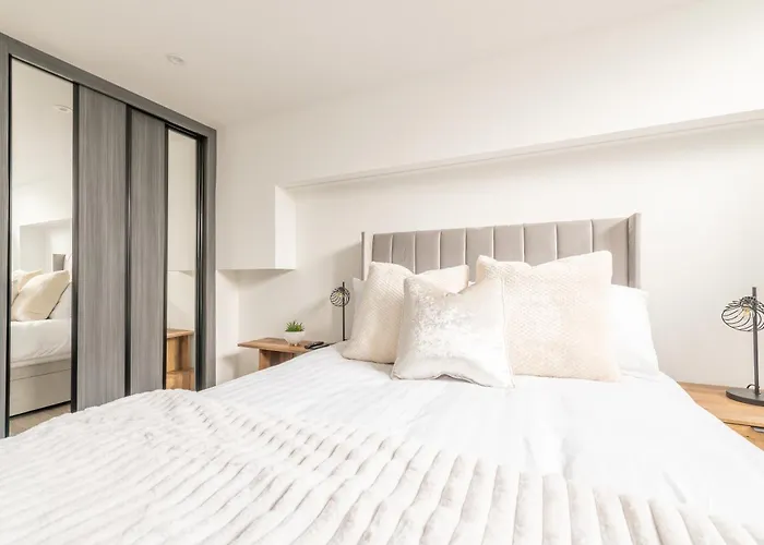Easter Cosy 4 Bedroom - Apartamento *