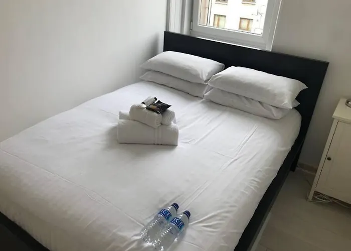 Beautiful Scandi-inspired One Bed In Stockbridge Apartment Edinburgh