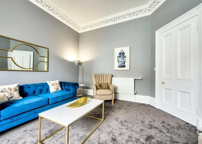 Lothian Road - Perfect Centre Location. * אדינבורו