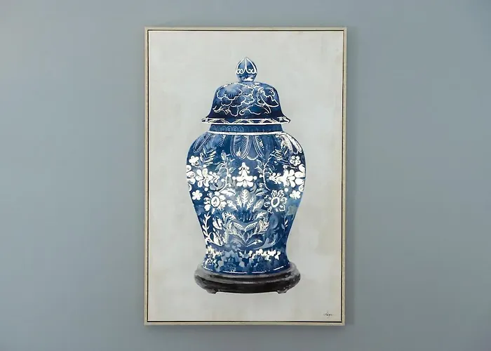 Lothian Road - Perfect Centre Location. *