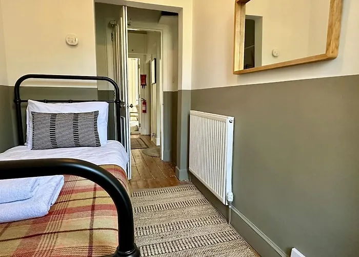 Lejlighed Grindlay St - Fantastic 2br In Theatre District Edinburgh