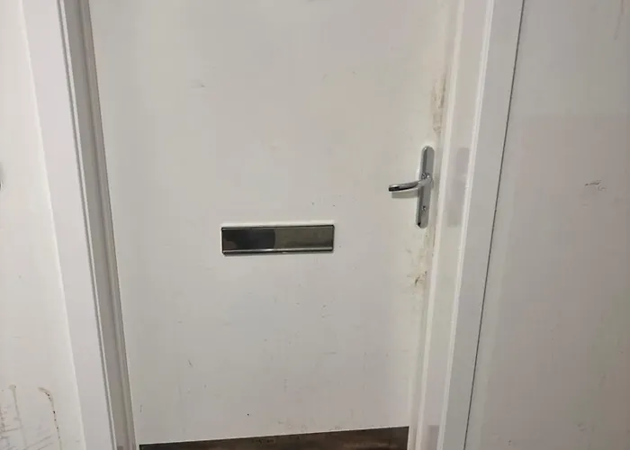 In Shared Flat Privatunterkunft