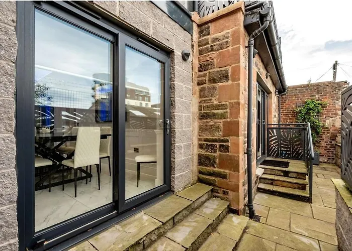 Luxury Waterfront Retreat For Groups *