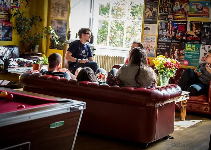 Castle Rock - Adults Only Hostel *