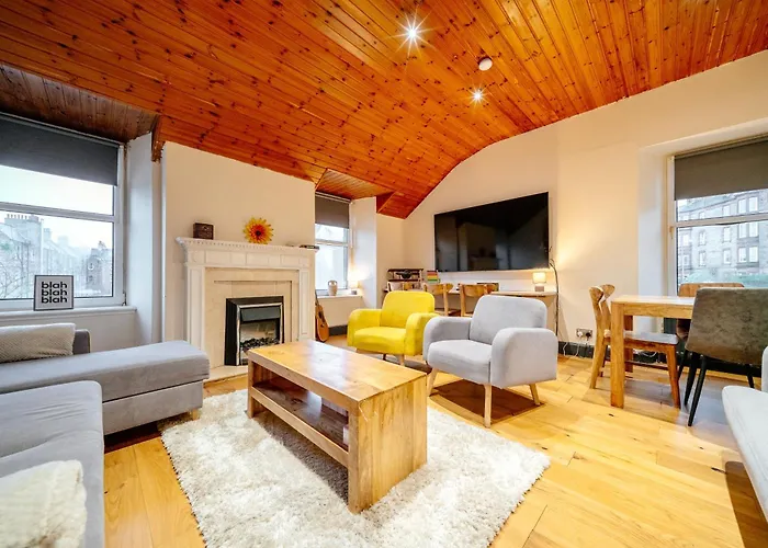 Apartment Percys Place Sleep 11, 15 Minute To Centre Free Parking *