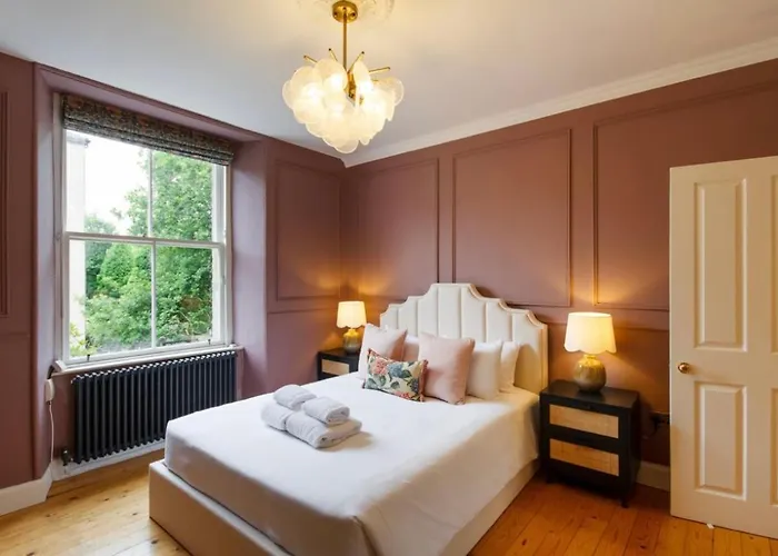 Cosy Stylish Flat - Pass The Keys * Эдинбург