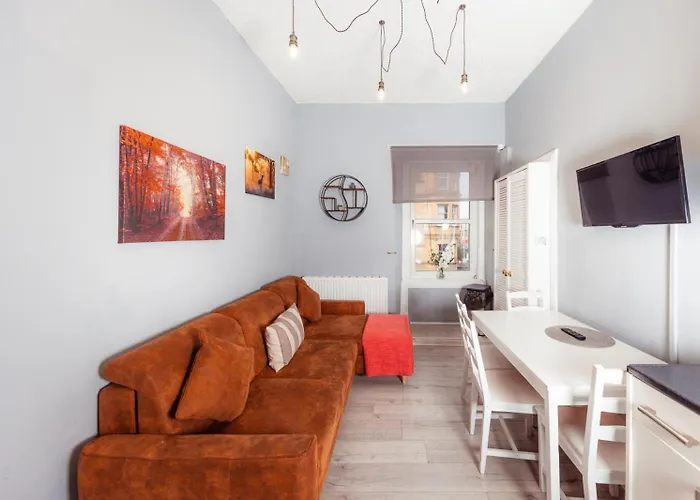 Apartment By The Meadows 9