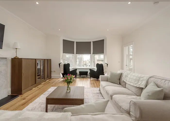 Elegant 2-bedroom In New Town Near Princes Street 爱丁堡