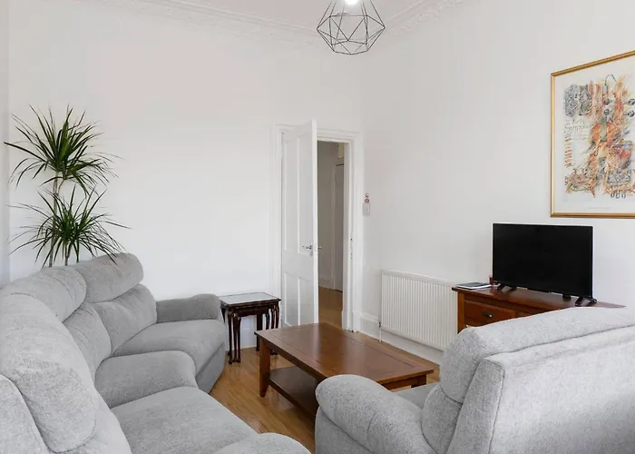 Bright 2 Bedroom Flat On Leith Walk Apartman *