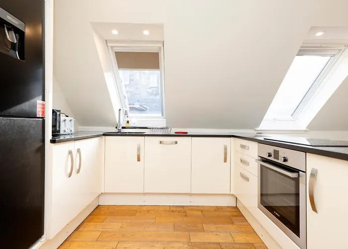 Joivy Lovely Flats In Centre * Edinburgh