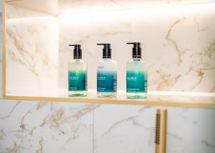 Dragon Luxury At Rutland Square