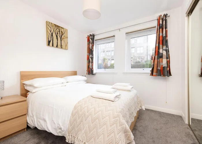 Morningside 2-bedroom - Ground Floor *