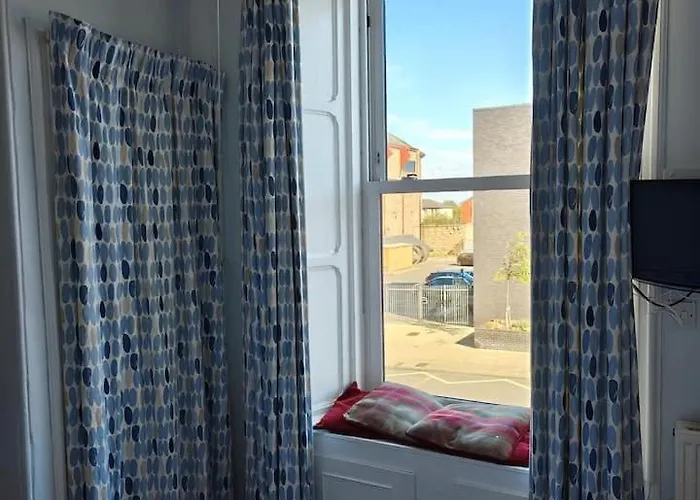 Charming Flat For Couples & Families * Edinburg