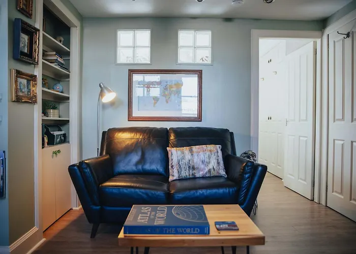 شقة Snug 1 Bed In Edinburgh's Juniper