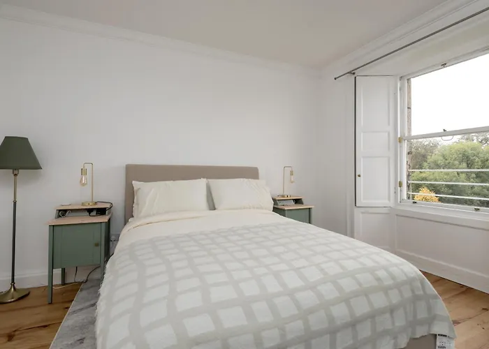 Elegant 2-bedroom In New Town Near Princes Street * 爱丁堡