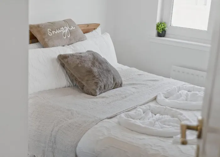 Апартаменты Cozy 2br With Car Parking